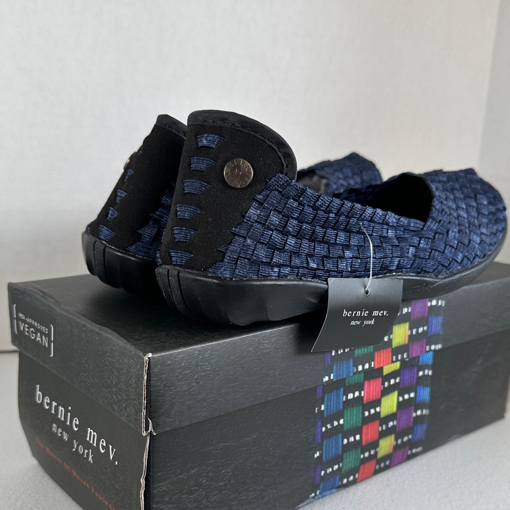 Brand New. bernie mev. Navy Woven Elastic Slip-On Flats - Picture 3 of 7